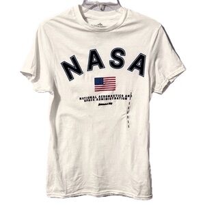 NWT NASA White Short Sleeve Tee Aldrin Family Foundation 100% cotton